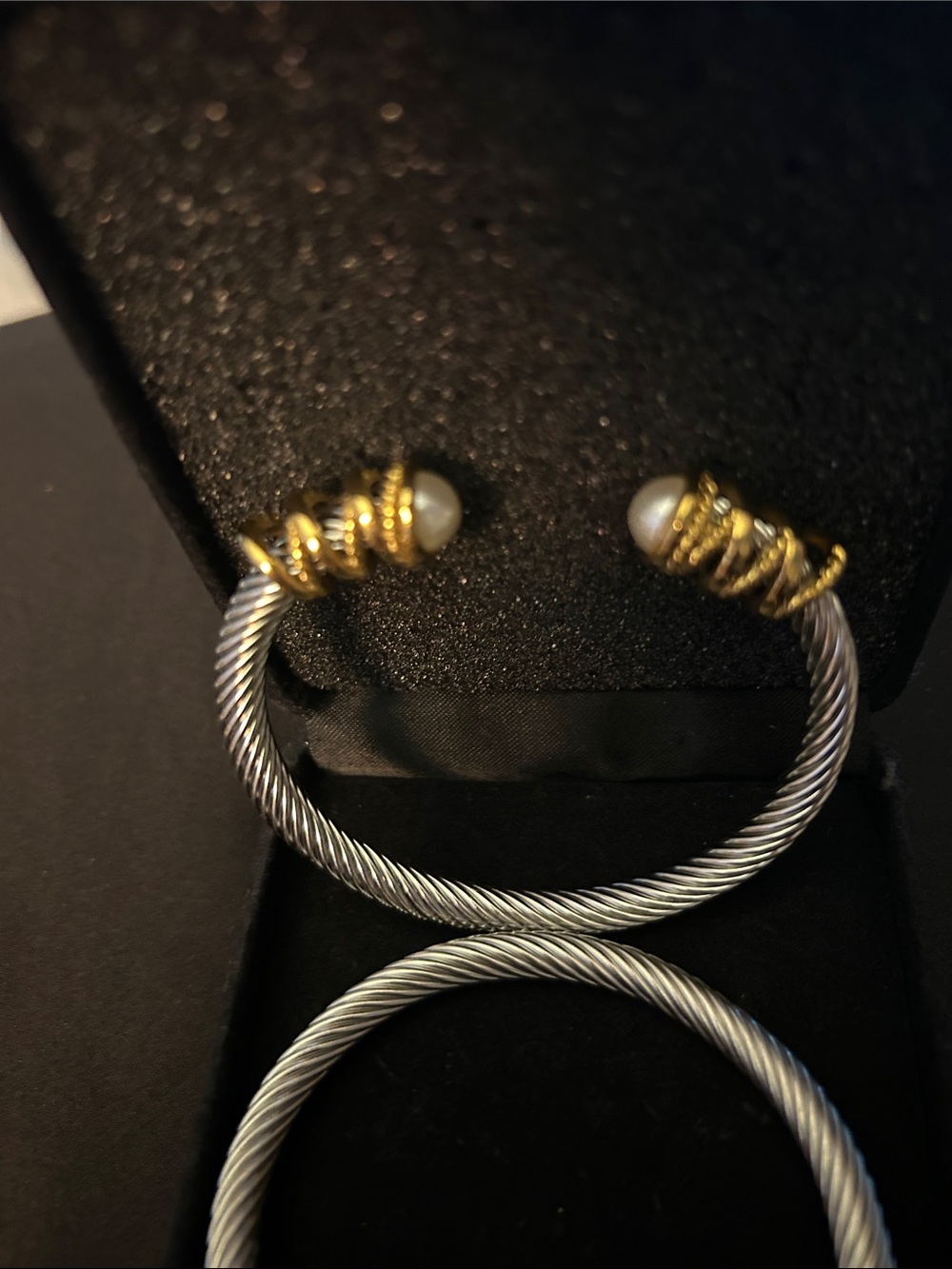 2 elegant Silver-Tone Cable Cuff Bracelets with Blue Stones,Pearls - Picture 5 of 8